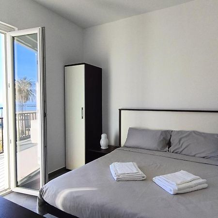 Lido Rooms & Apartments Лидо ди Фермо Екстериор снимка